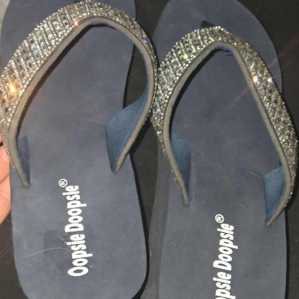 Women's Sparkling Sandals - Silver